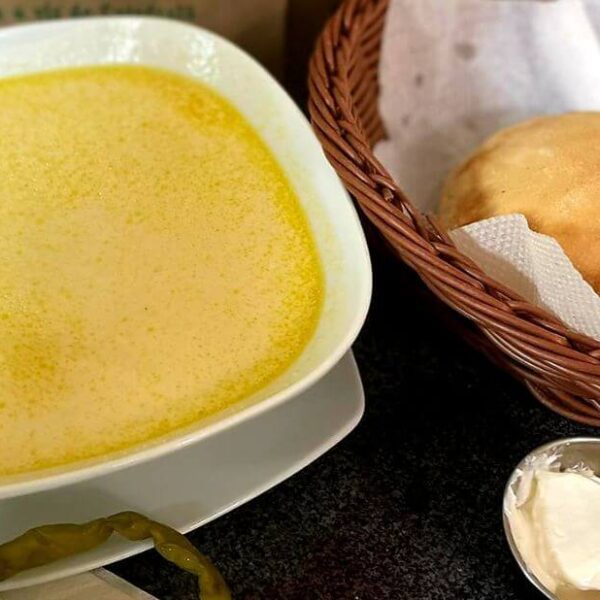Ciorba de burta cu ardei iute si chifla pe vatra/Tripe soup with hot chili pepper and traditional oven-baked bread