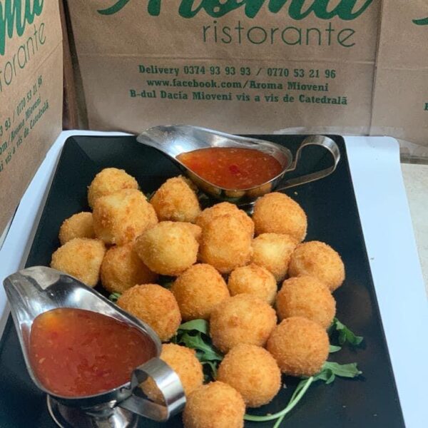 Bulete de cascaval/Cheese balls