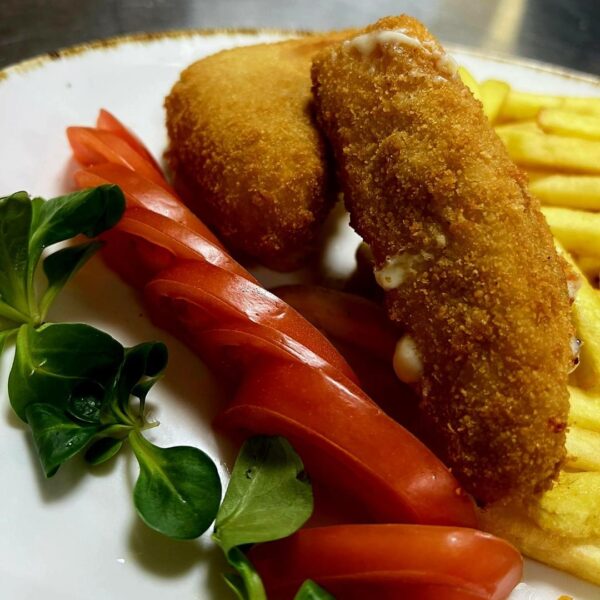 Cascaval pane/Breaded cheese