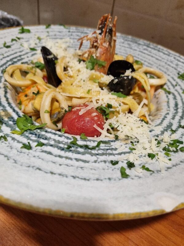 Tagliatelle al Mare/ Al Mare Tagliatelle